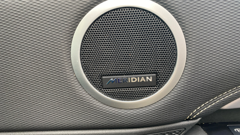 Land Rover Discovery 3.0 D250 R-Dynamic SE 5dr Auto Diesel Station Wagon